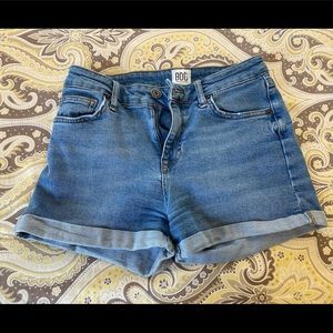urban outfitters bdg 27W shorts